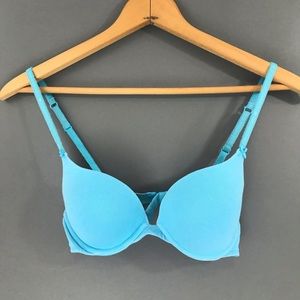 Victoria’s Secret Blue lingerie push-up bra, 34B